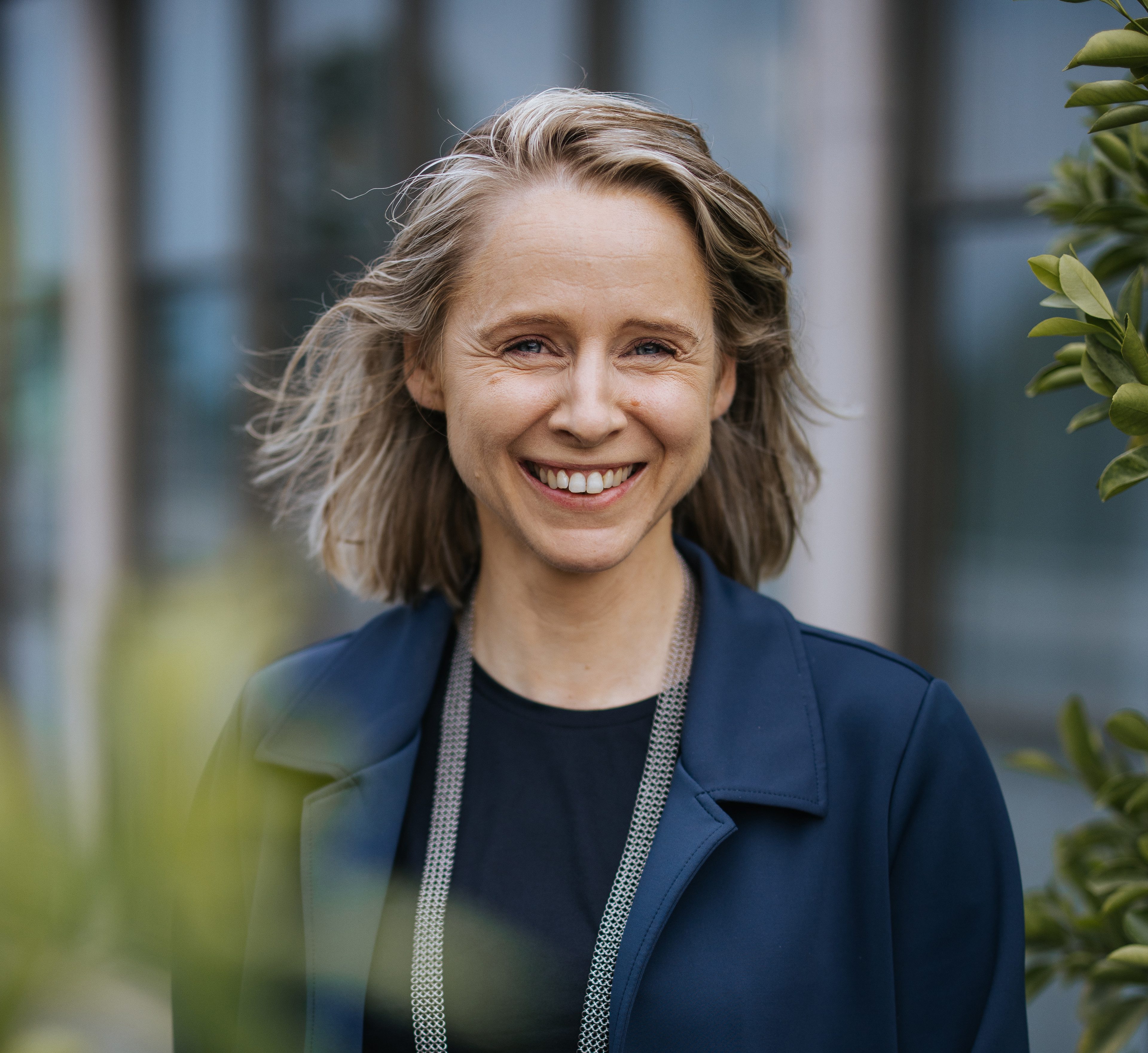 Portrait von Prof. Dr. Anne Herrmann  