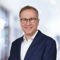 Chefökonom Marc Brütsch zeigt auf, was Privatanlegende in der zweiten Jahreshälfte erwartet