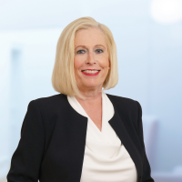 Porträtbild von Karin Holenstein, Senior Wealth Planner 